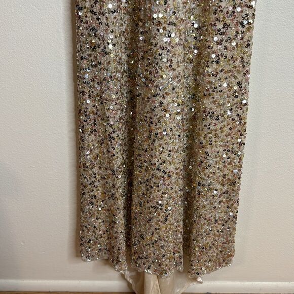 Mac Duggal Sequined Plunging V-Neck Sheath Dress 4930L Nude/Gold size 0 - Picture 6 of 14